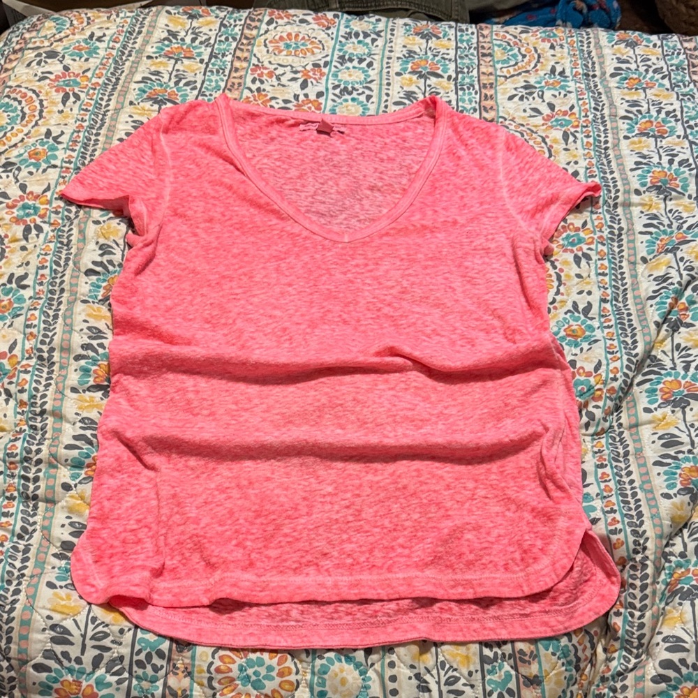 American Eagle pink burnout t-shirt